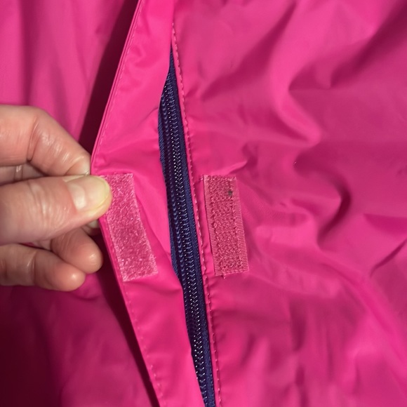 Columbia Omni-tech rain jacket. Juniors medium. Worn once - Picture 11 of 12